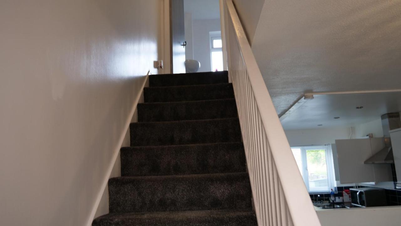 Milton Keynes Luxury Short Stay House With Wifi And Free Parking Wolverton  Buitenkant foto